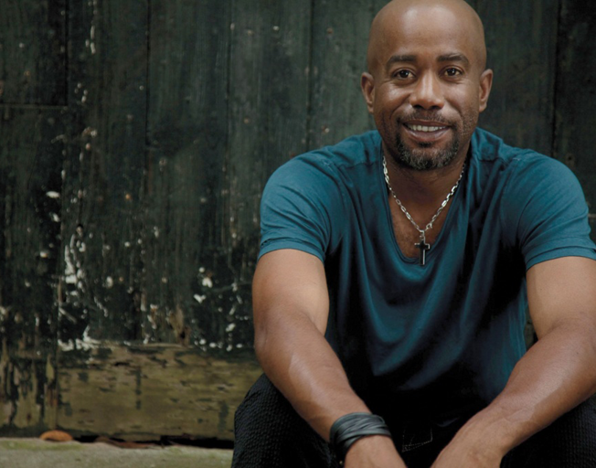 WATCH: Old ’90s Footage of Darius Rucker Performing Bluegrass at a Texas BBQ Joint Surfaces
