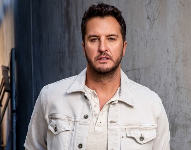 Luke Bryan Thinks “Down To One” Checks All The Boxes