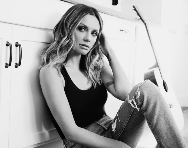 Carly Pearce Has a Message for Anyone Going Through a Hard Time