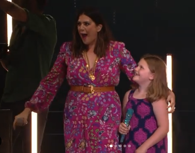 Lady A’s Hillary Scott Duets With Her 8-Year-Old Daughter Eisele Onstage on the Band’s Tour [VIDEO]
