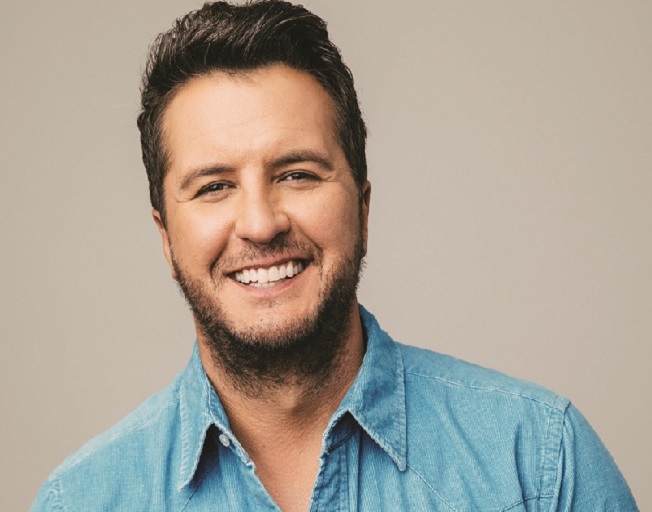 WATCH: Luke Bryan Rescues Single Mom and Her Two Kids Stranded on Dangerous Road