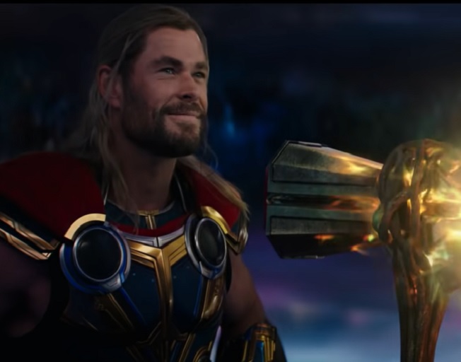 Chris Hemsworth Teases Thor: Love and Thunder With First Trailer