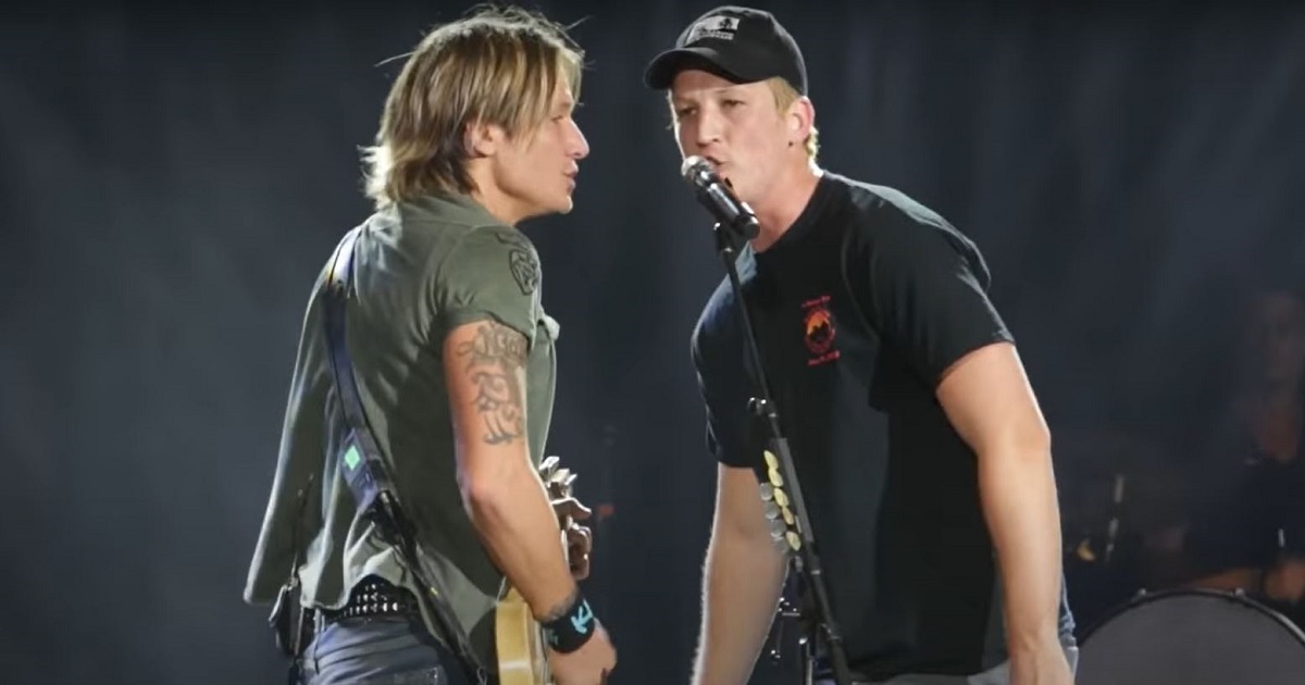 Before “Great Balls Of Fire” Miles Teller Shared the Stage for a Duet with Keith Urban