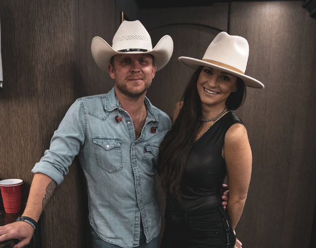 Justin Moore Remembers Dating His Wife When He Didn’t Have a Pot to Pee In