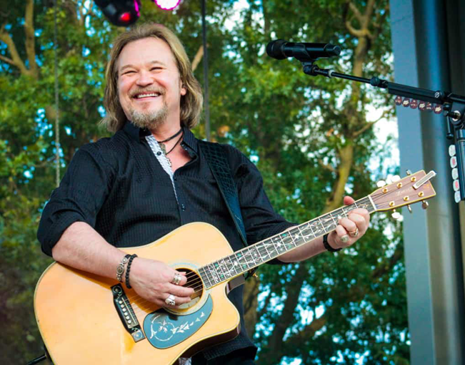Win Travis Tritt Tickets with Buck in the Afternoon on B104