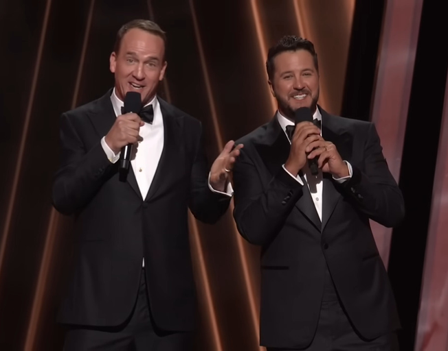 Peyton Manning and Luke Bryan are Back to Host the 2023 CMA Awards Show