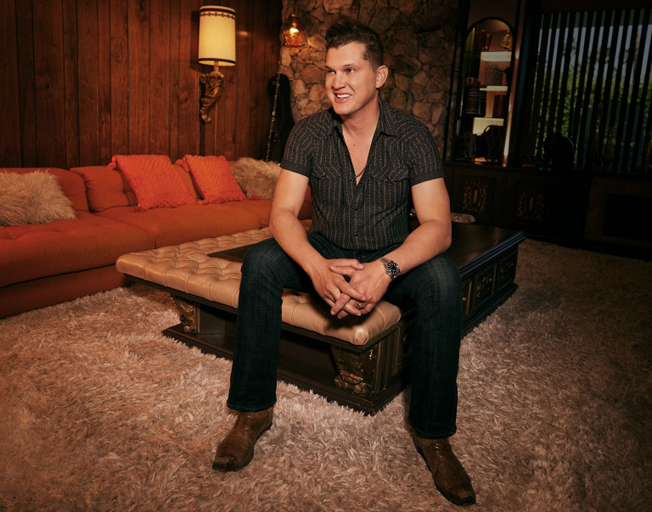 Jon Pardi Ends 2023 Sober for Almost Four Months