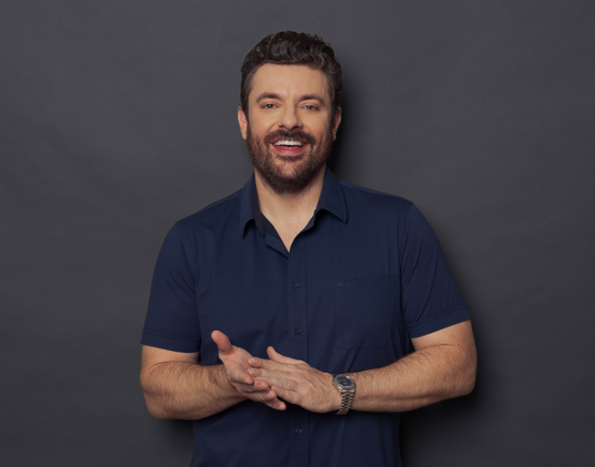 Watch: Chris Young Drops New Track “Right Now”