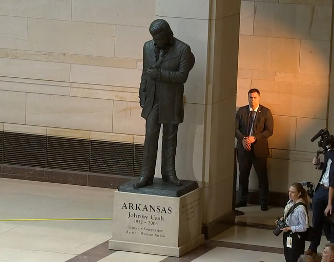 Johnny Cash Becomes First Musician with Statue at the U.S. Capitol [VIDEO]