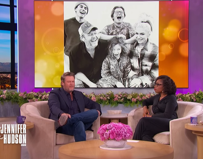 Watch: Blake Shelton Talks Holiday Traditions with Jennifer Hudson