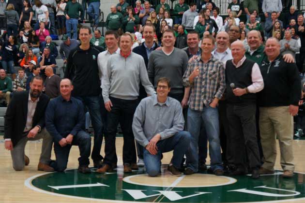 Titans honor ’97 champs, sweep Carroll