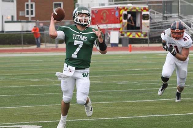 Illinois Wesleyan tied for 3rd in CCIW football poll