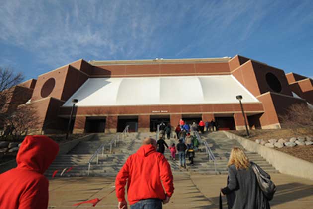 Redbird women’s basketball falls in MVC opener