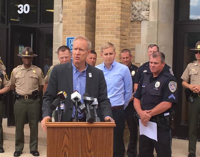 Gov. Rauner signs gun control measures