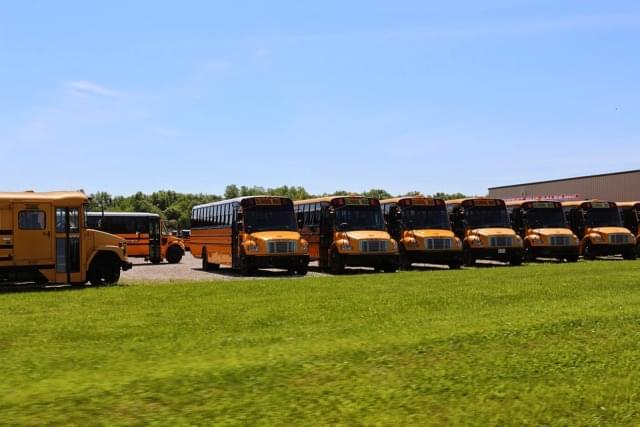 Illinois lawmakers endorse doubling fines for passing stopped school bus