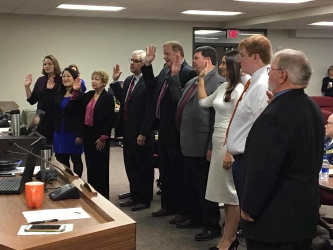 McLean County Board approves new meeting time, elected members sworn in