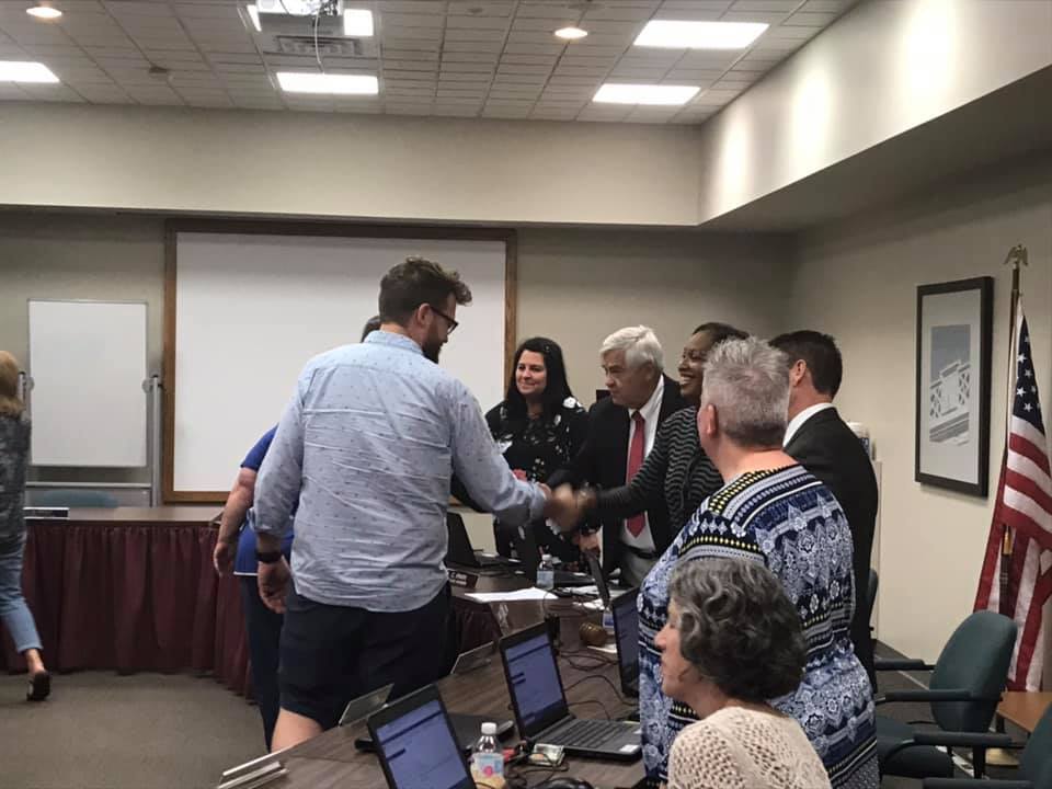 District 87 board ratifies 5 year deal with paraprofessionals union, raises school lunch prices