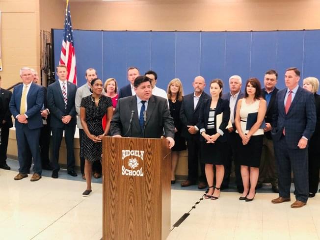 Pritzker launches Connect Illinois, initiative for broadband statewide