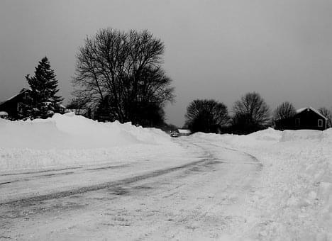 IDOT seeks 900 snowplow drivers; no small feat in booming economy