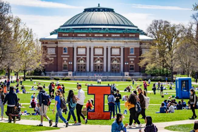 U of I will require COVID vaccine for students