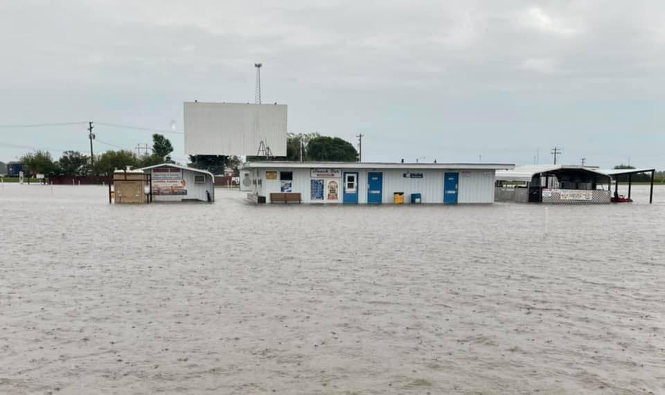 Popular Central Illinois drive-in closed due to record flooding in Gibson City