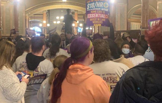 Rally in Springfield for better pay