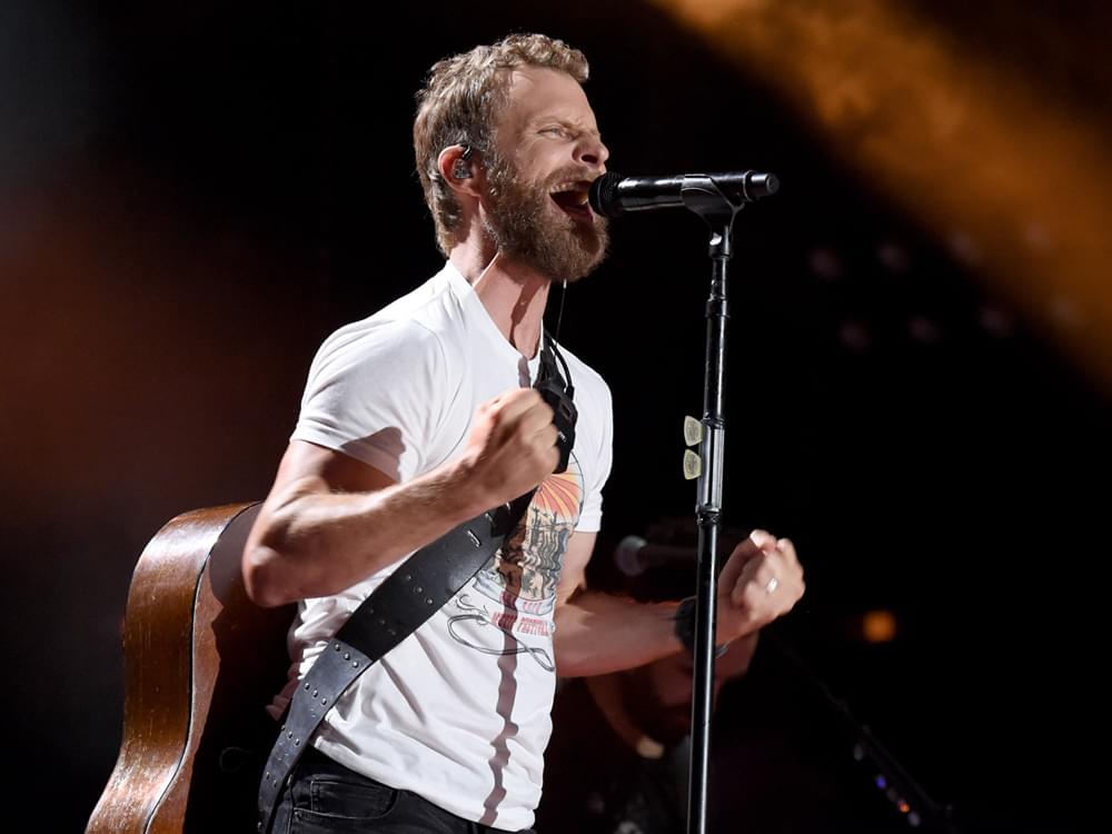 Dierks Bentley Ready to Kick Off His Seven Peaks Music Festival: “There’s Nothing Else Out There Like It”