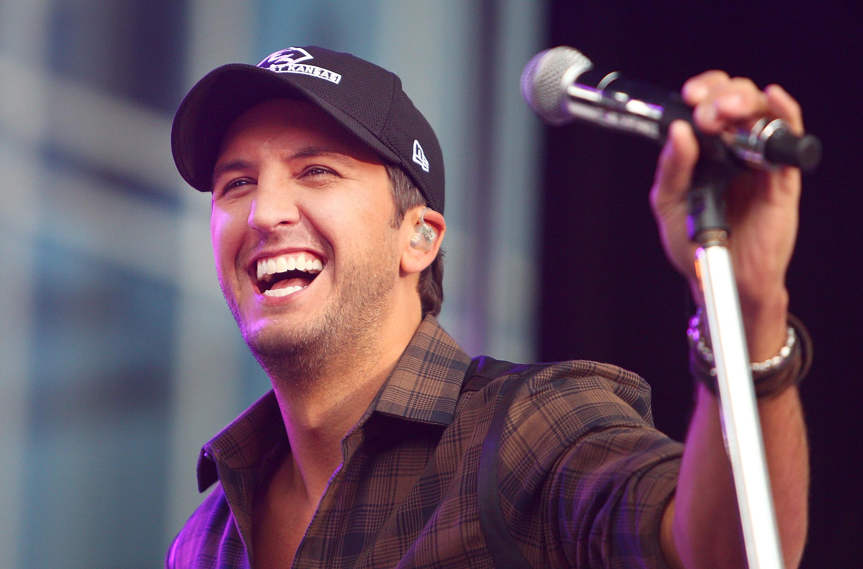 Luke Bryan Headlining 2020 Firestone Legends Day At Indianapolis Motor Speedway