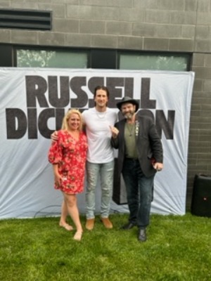 Russell Dickerson Shows Swifties Who He Is On Tik Tok