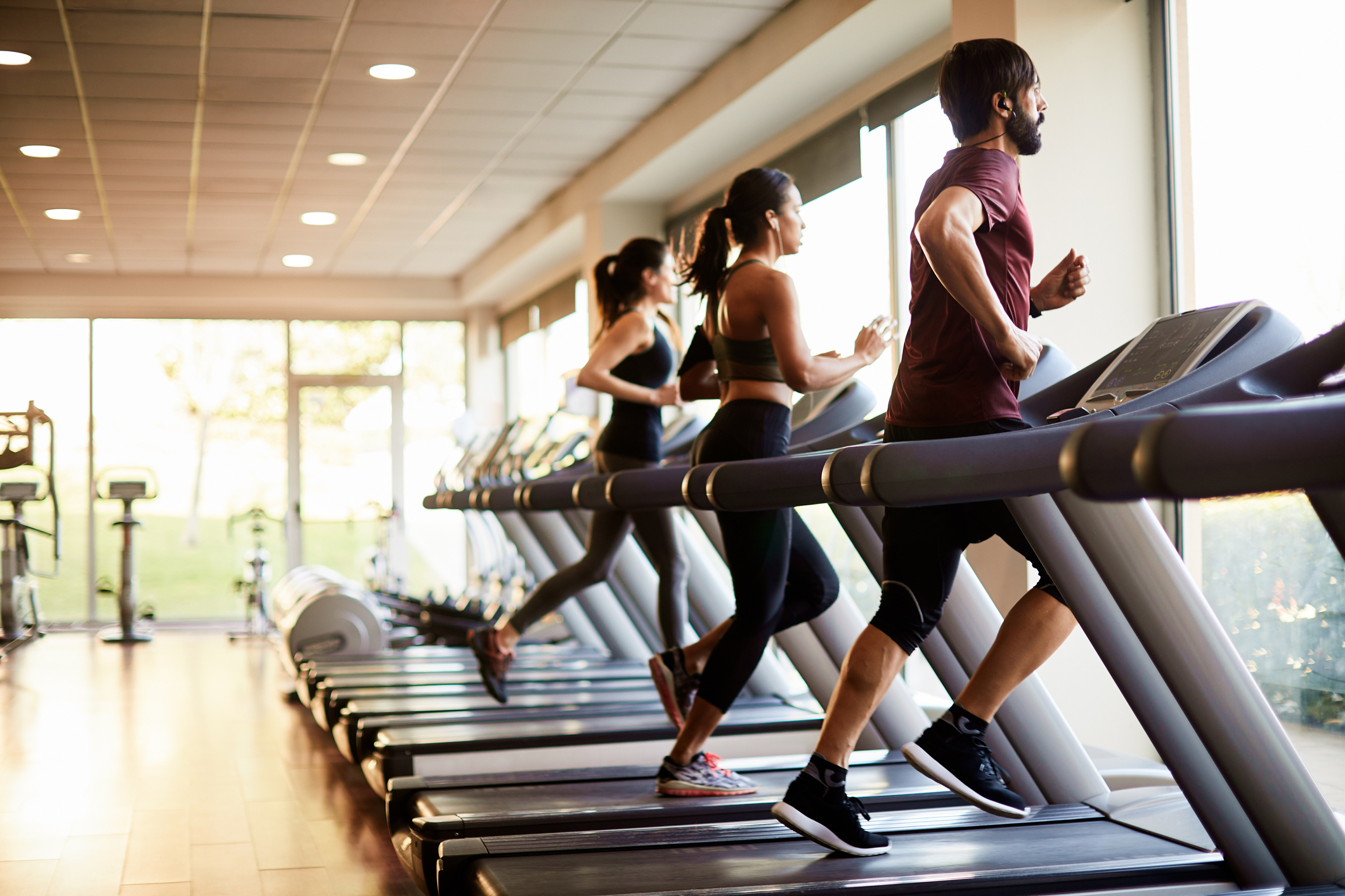 Woman Depantsed By Treadmill Goes Viral