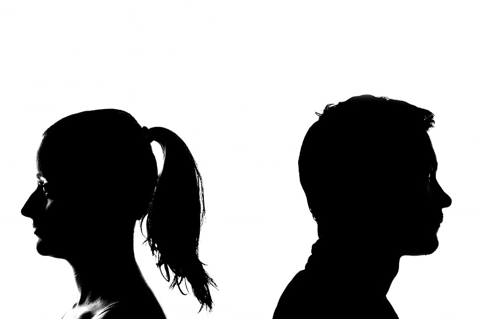 The Hot New Social Media Trend: “Divorce Selfies”. Check ‘Em Out!