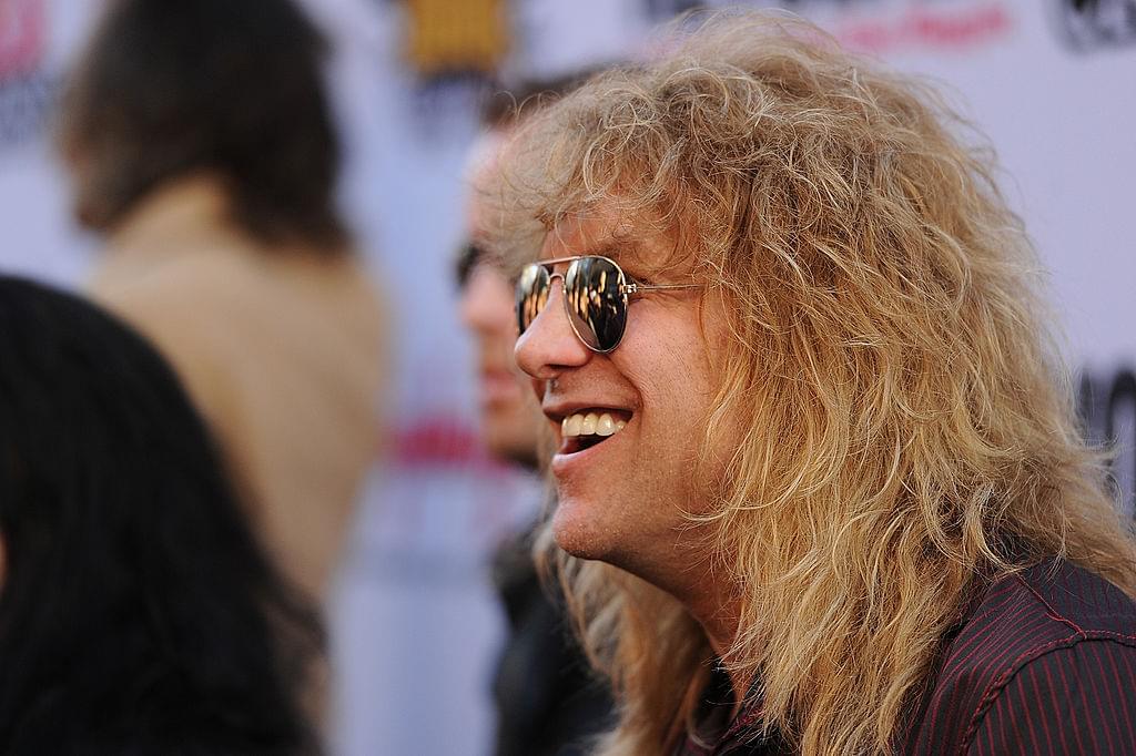 Steven Adler Back On Stage!