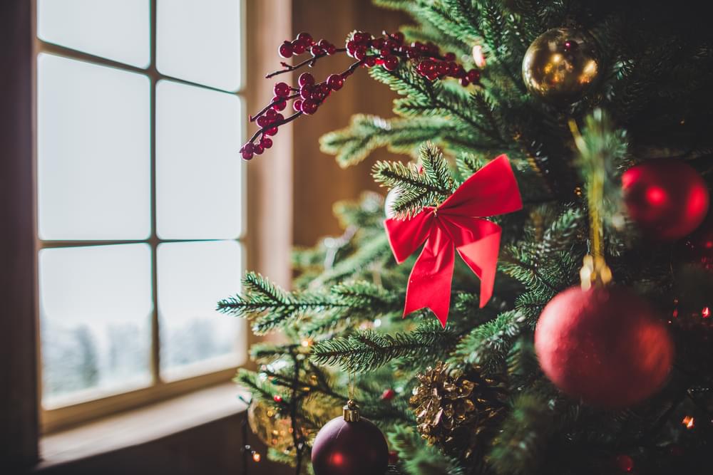 Indy Business Offers Free Coffee & Hugs For Anyone Lonely On Christmas Day