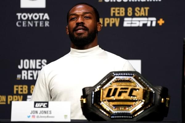 UFC Champ Jon Jones confront vandals during George Floyd protest in Albuquerque