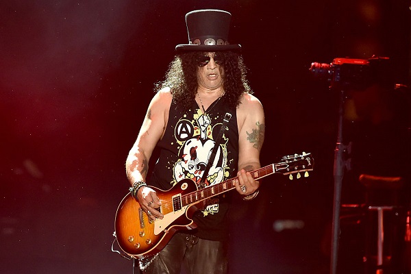 Slash Talks About Scoring Brian Johnson For New Album