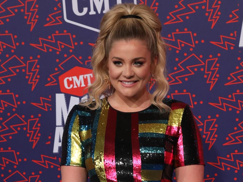 Lauren Alaina Reschedules “That Girl Was Me Tour” for 2020