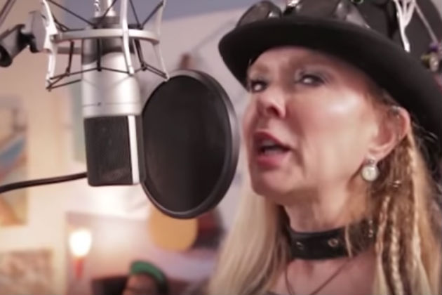 Farrah Abraham’s Mom Released a Rap Song and It May Be the Worst Thing Ever