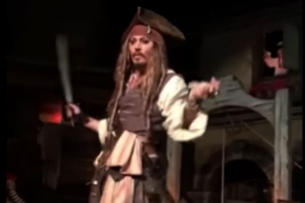 Johnny Depp Surprises Guests on ‘Pirates of the Caribbean’ Ride [VIDEO]