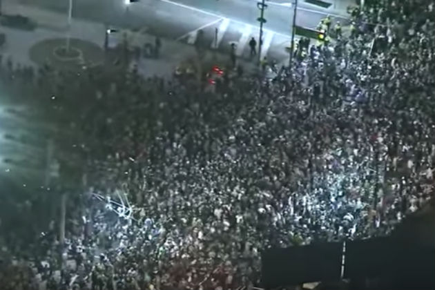 Fans Flood the Streets of Philadelphia After Eagles Win Super Bowl [VIDEO]