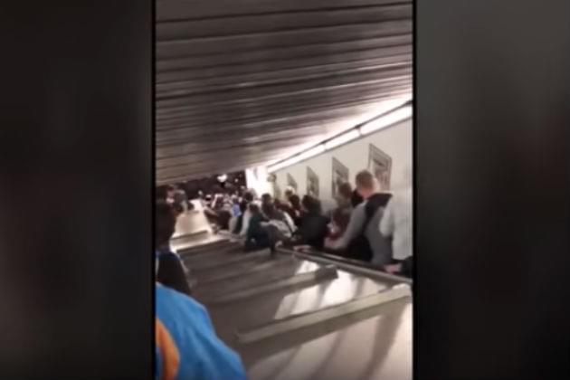 20 People Injured When Escalator Malfunctions in Rome [VIDEO]