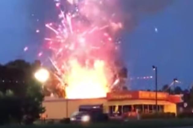 A Fireworks Store in South Carolina Caught Fire and I’ve Never Felt So Patriotic [VIDEO]