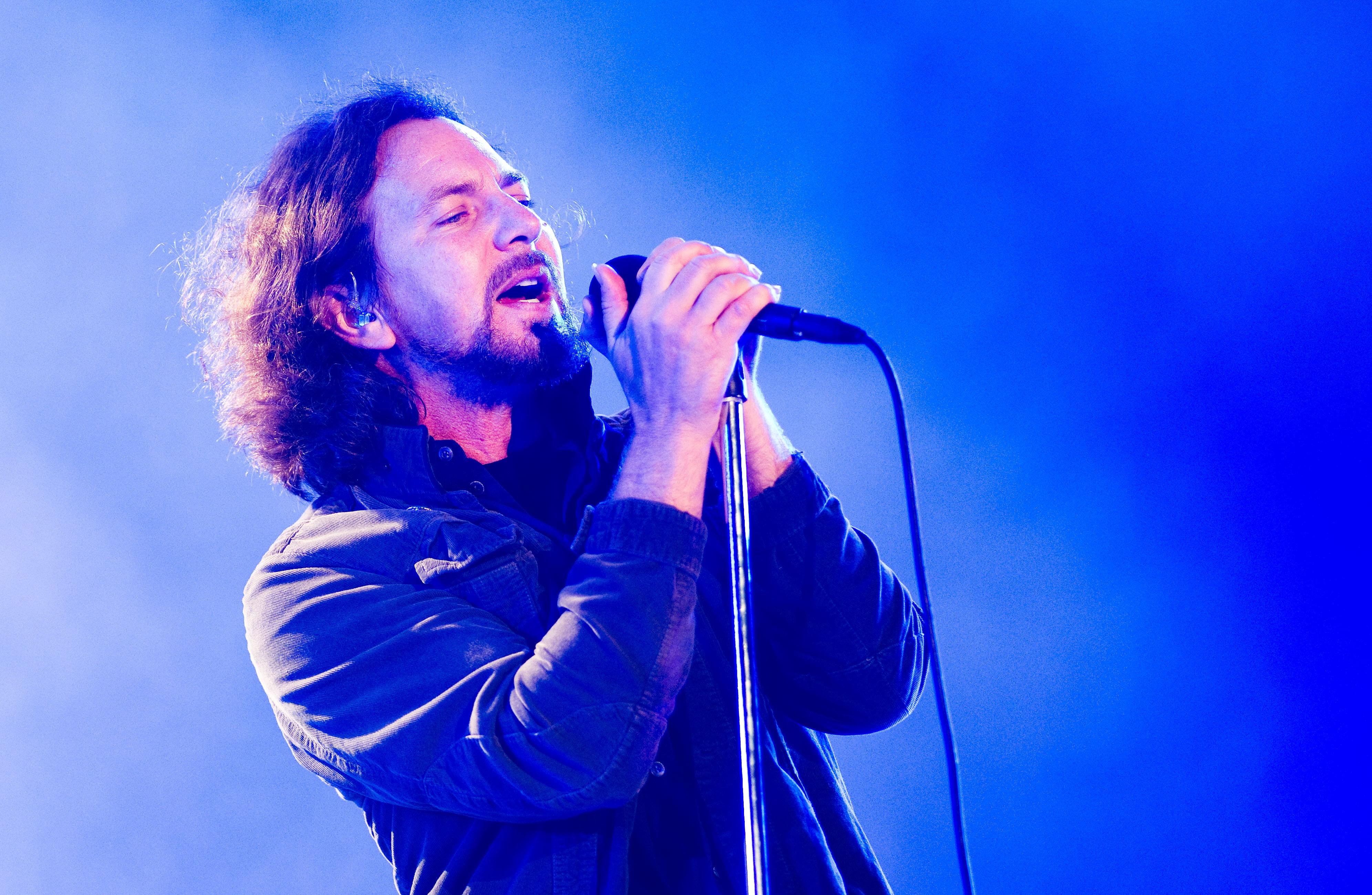 Watch Pearl Jam Perform ‘Dance of the Clairvoyants’ For the First Time [VIDEO]