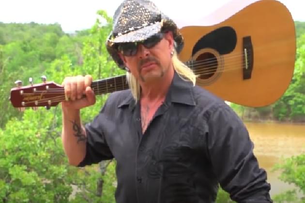 Sing-A-Long to Joe Exotic’s ‘I Saw A Tiger’ Thanks to Netflix [VIDEO]