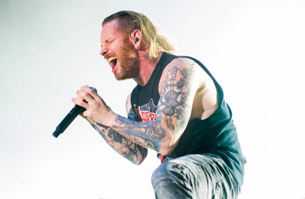 Corey Taylor Releases Acoustic Version of ‘Black Eyes Blue’ [AUDIO]