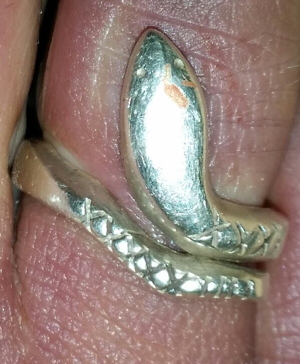 Tulare County Sheriff Hopes Ring Helps ID Murder Victim