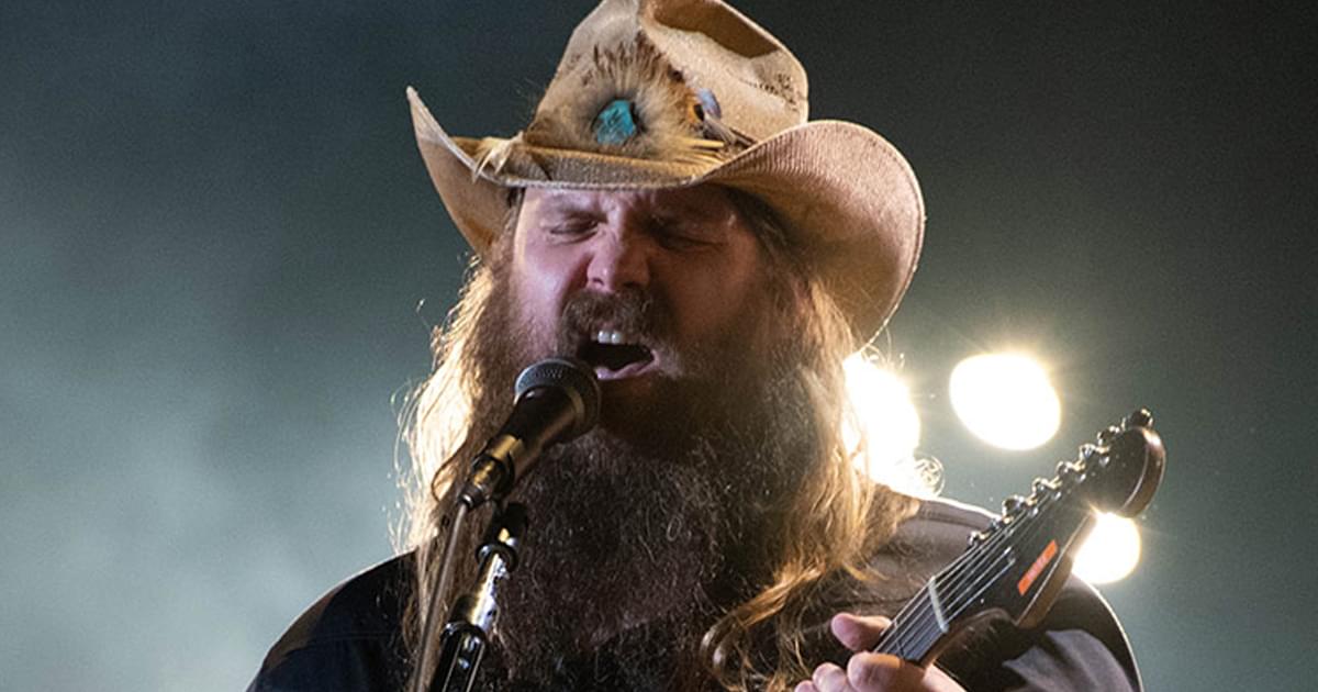 Watch Chris Stapleton’s Promo for New Holiday Album, “A Very Covid Christmas,” From “Jimmy Kimmel Live”