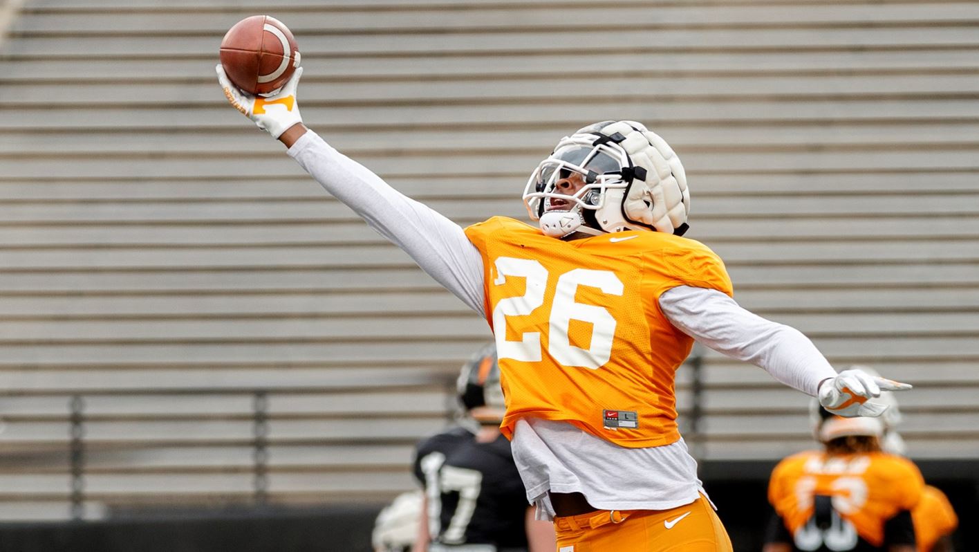 Defense Ready to Shine for the Vols