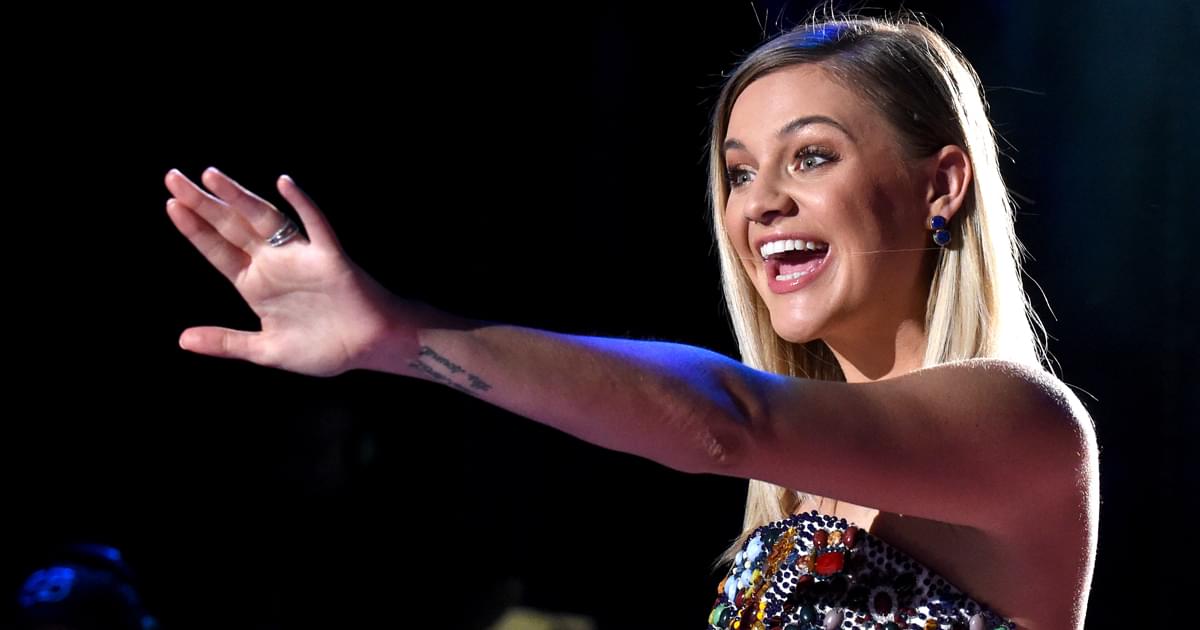 Watch Kelsea Ballerini Cover “You’ve Got a Friend” on “CMT Celebrates Our Heroes”