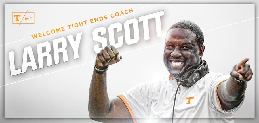 Tennessee hires Larry Scott from Miami as TEs coach