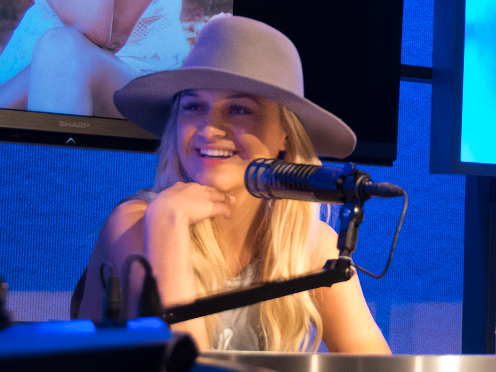 Watch Kelsea Ballerini Perform Acoustic Version of “Peter Pan”